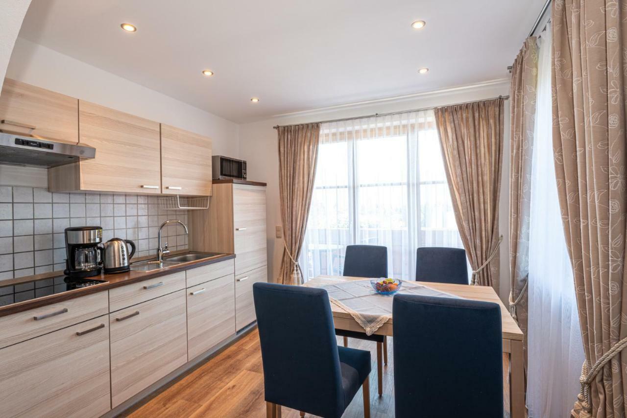 Aparthotel Werdenfels 뮈르나우암슈타펠지 외부 사진